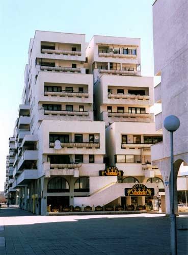 Brams Es Hotel Скопие Екстериор снимка