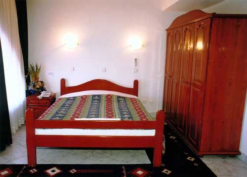 Brams Es Hotel Скопие Екстериор снимка